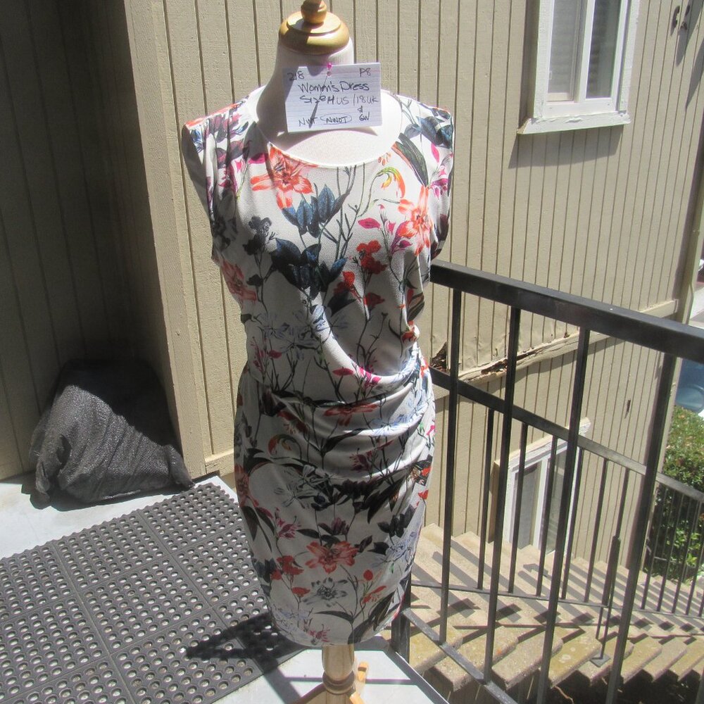#218  NEW WOMEN'S FLORAL SUMMER DRESS BY PHASE EIGHT  (SIZE 14US / 18UK)